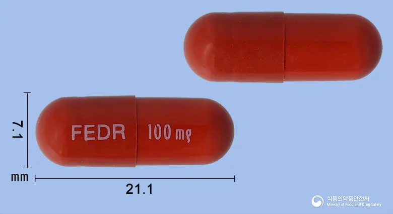 인레빅캡슐(페드라티닙염산염수화물) 앞뒤 사진 (갈색 캡슐, 각인 FEDR 100mg)