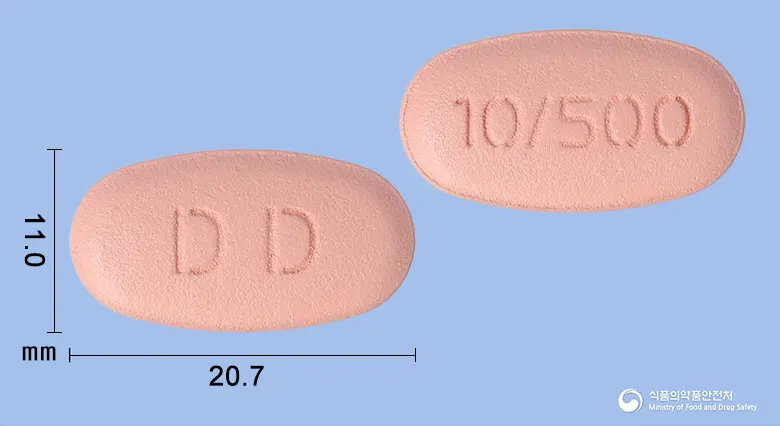 다플디엠메트서방정10/500밀리그램(다파글리플로진프로판디올수화물,메트포르민염산염) 앞뒤 사진 (분홍색 타원형, 각인 DD / 10/500)