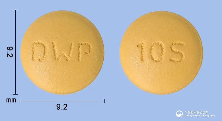 다파시타정10/100밀리그램 앞뒤 사진 (주황색 원형, 각인 DWP / 10S)