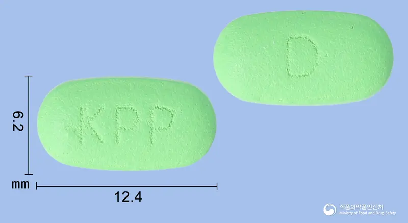 디카돌정 앞뒤 사진 (연두색 타원형, 각인 KPP / D)