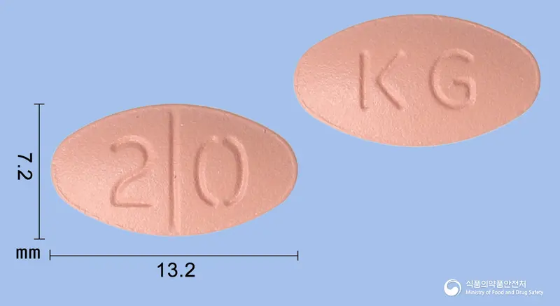 로만틴정20밀리그램(메만틴염산염) 앞뒤 사진 (분홍색 타원형, 각인 2 0 / KG)