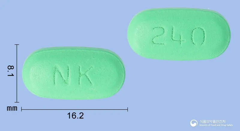 써큐프리정240밀리그램(은행엽건조엑스) 앞뒤 사진 (연두색 타원형, 각인 NK / 240)