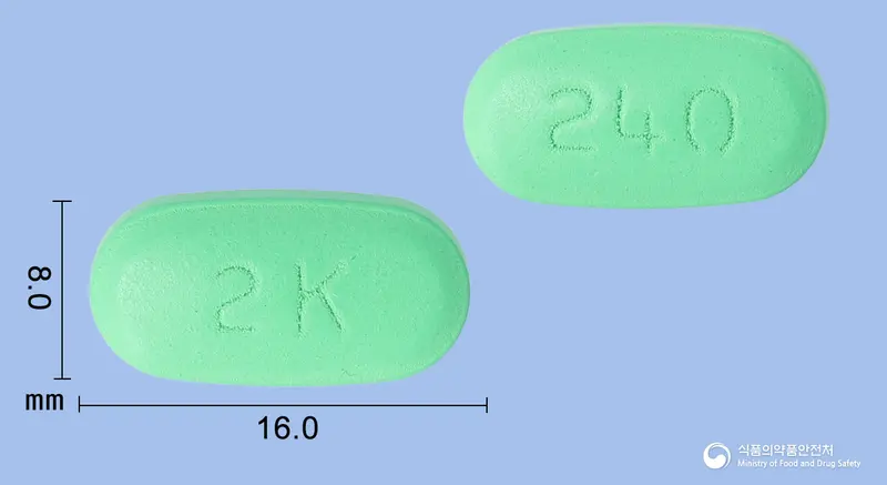 진코빌정240밀리그램(은행엽건조엑스) 앞뒤 사진 (연두색 타원형, 각인 2K / 240)