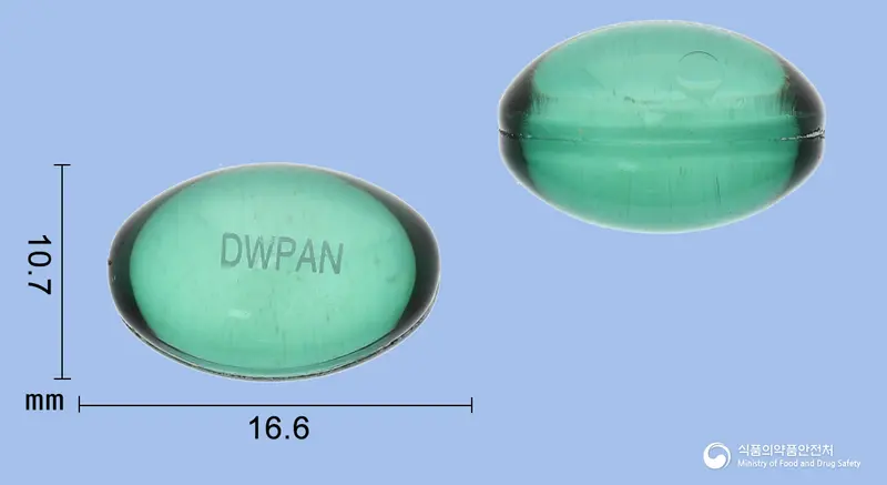 대원콜노즈연질캡슐 앞뒤 사진 (초록색·투명 캡슐, 각인 DWPAN)