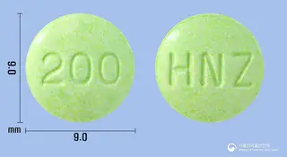 시메티네정200mg(시메티딘) 사진